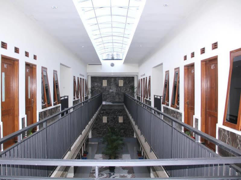 Baliku Wisma tamu *